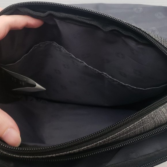 Swiss Gear Bag - Picture 13 of 15